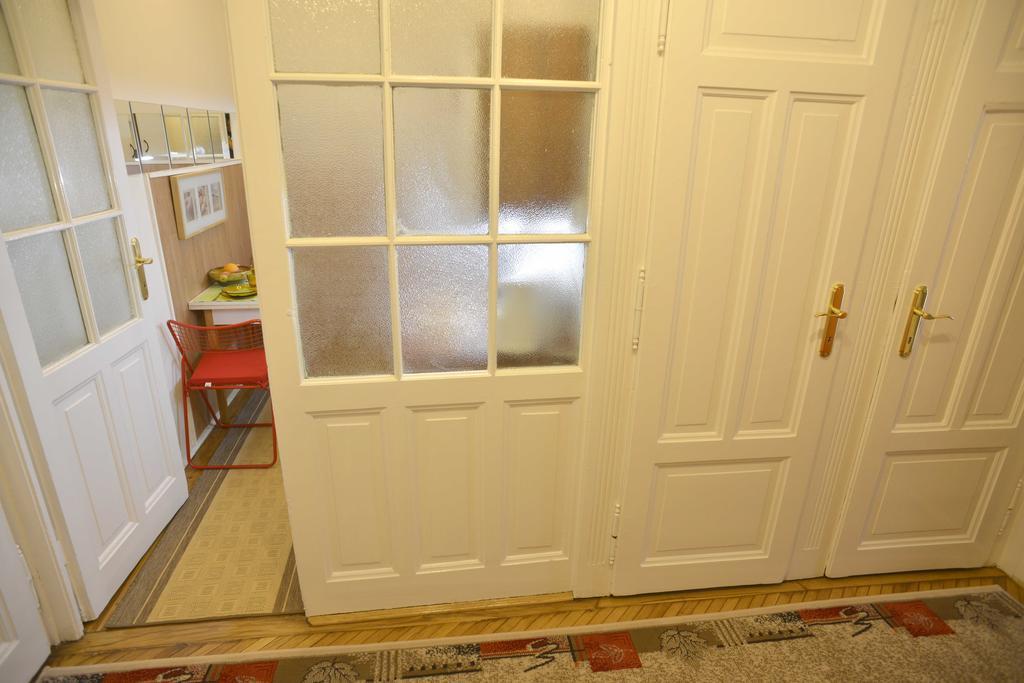 Peter'S Home Budapest Room photo
